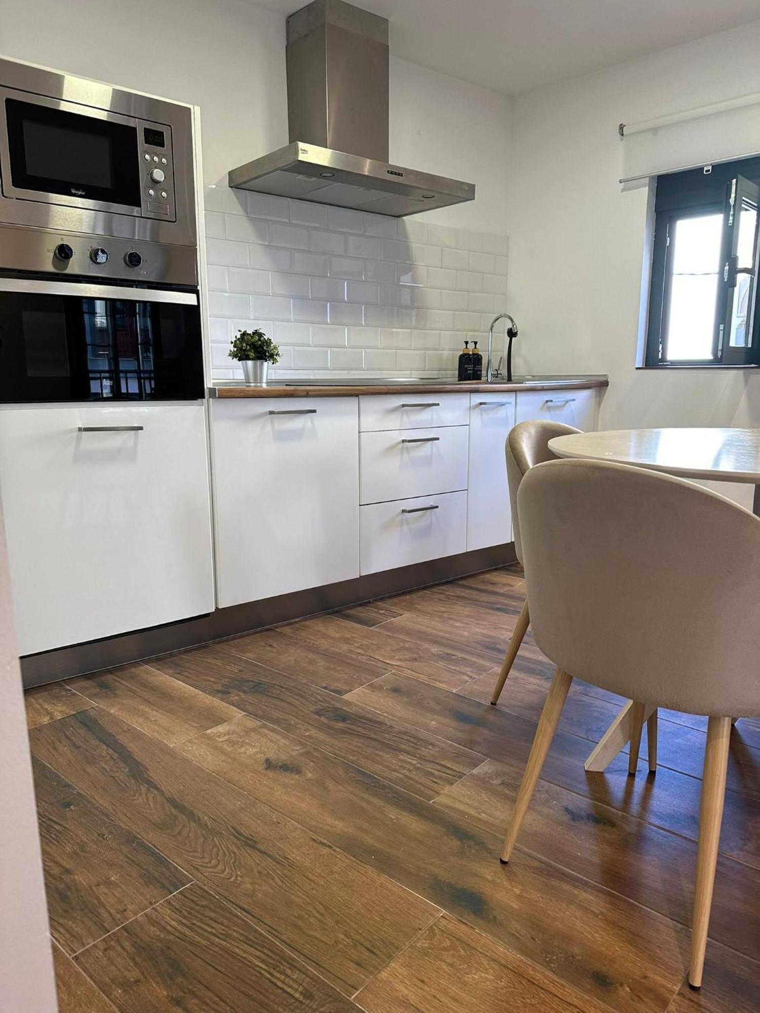 Apartamentos Urbanin I Plaza Ayuntamiento Кудильеро Экстерьер фото